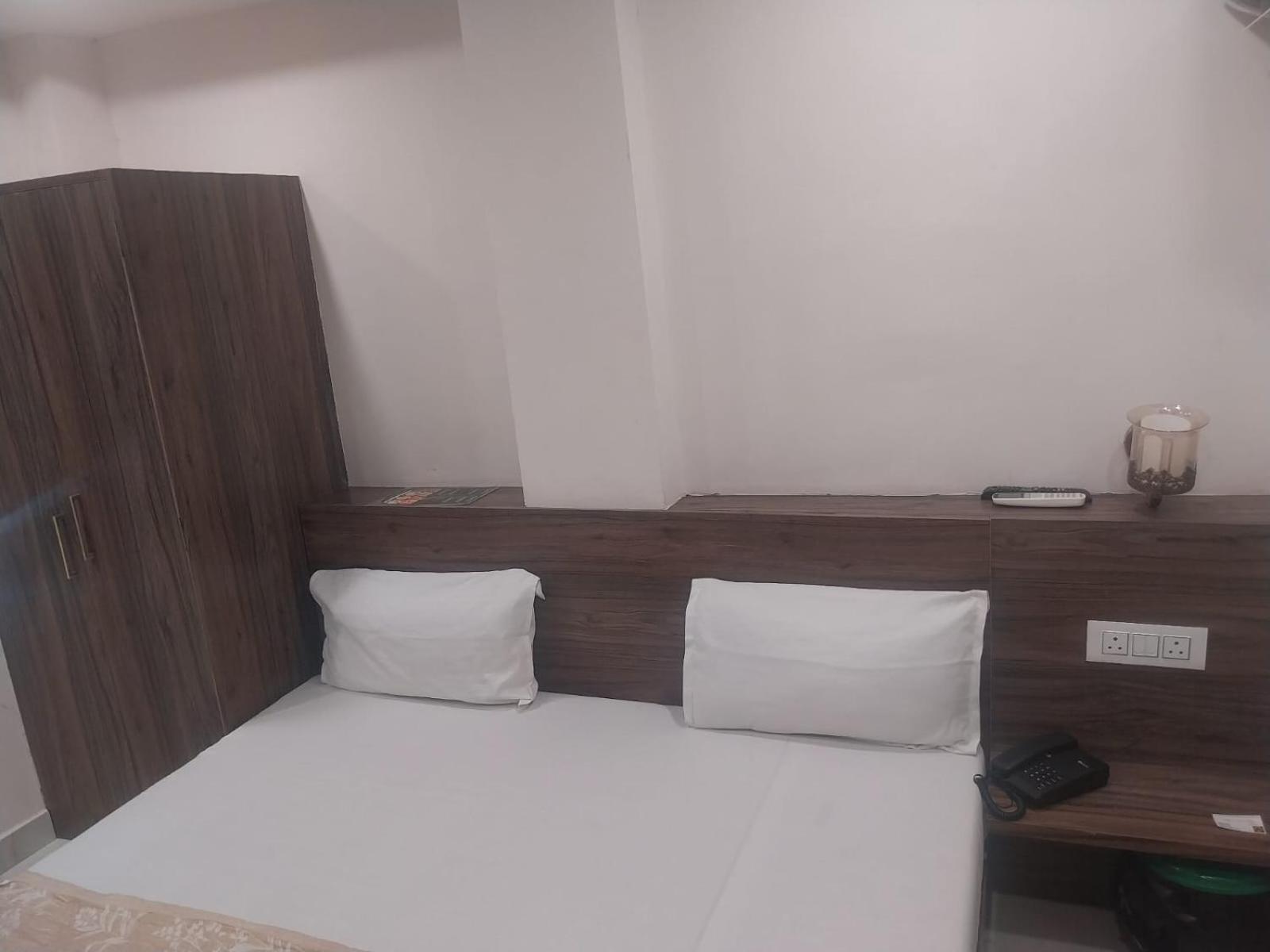 Hotel Rovers Inn 암리차르 외부 사진